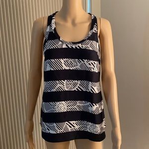 Banana Republic sleeveless Blouse size S preowned